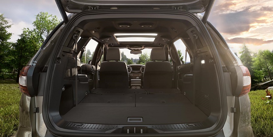 Mở cốp thông minh trên xe Ford Everest 2021